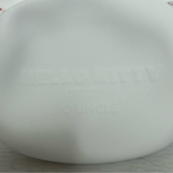 Hello Kitty Silicone Shoulder Bag- Small NWT - Picture 16 of 16